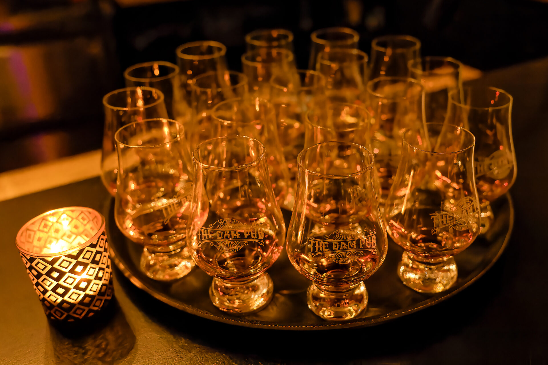 The Dam Pub Whiskey Tasting