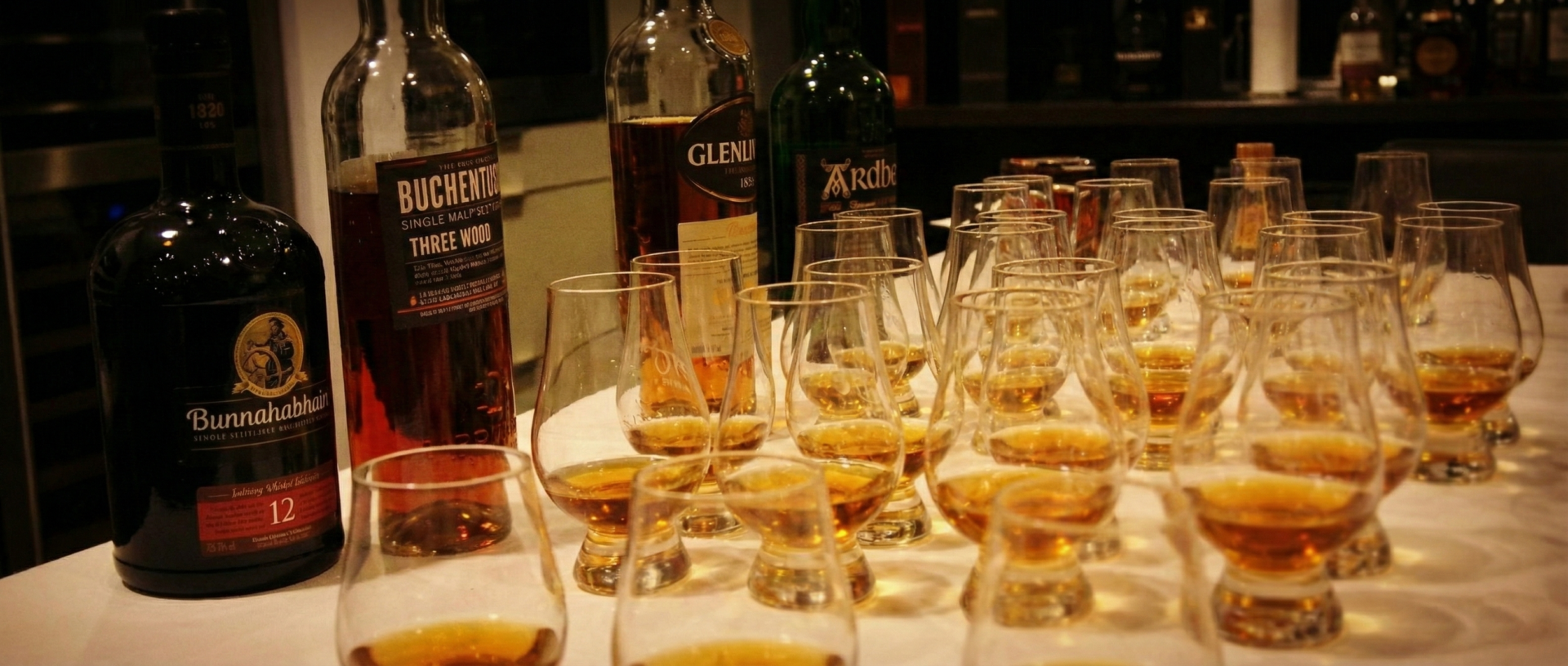 Flight Night with Stephanie at the Dam Pub